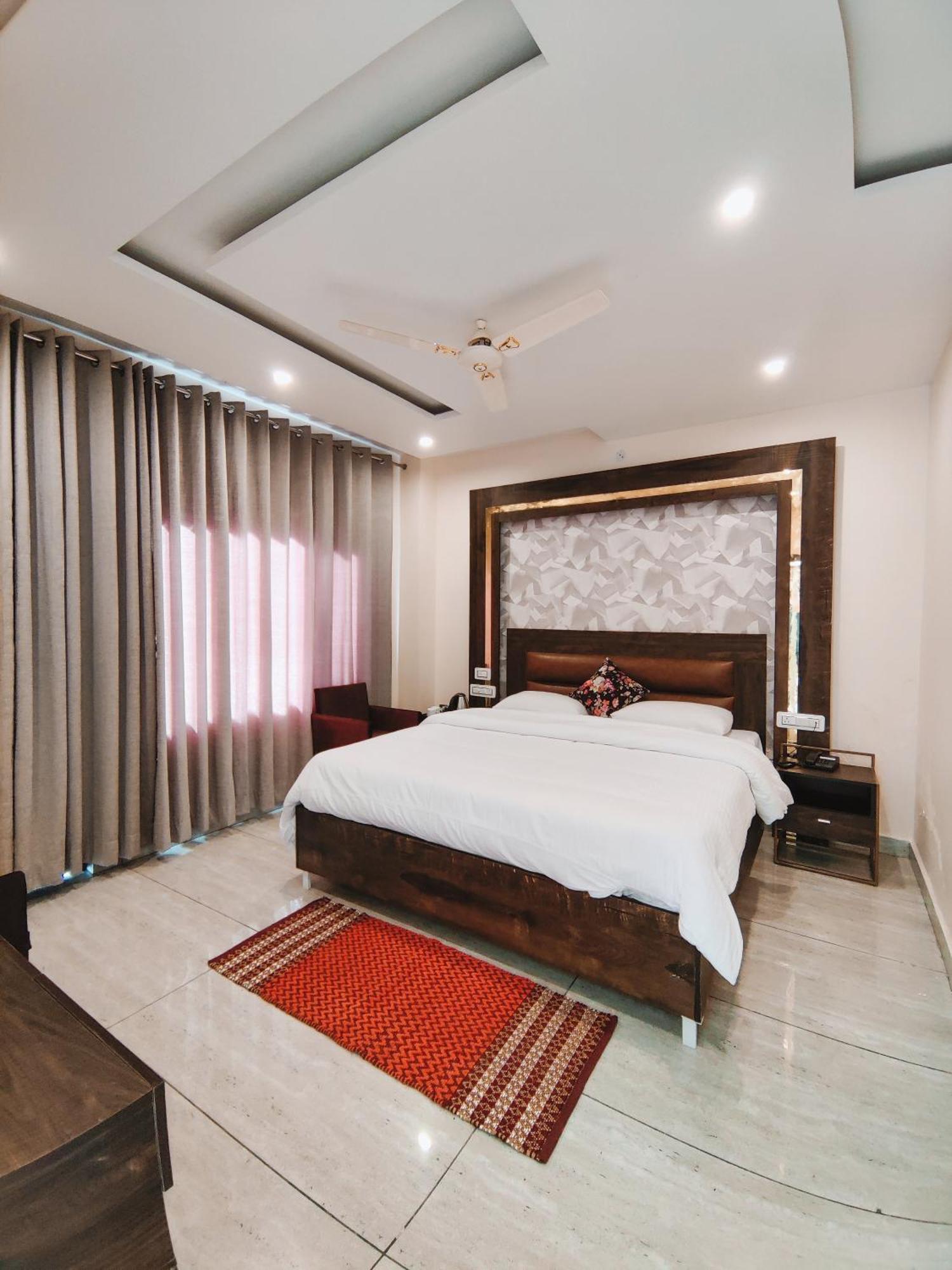 Golden Rock, Dharamshala - Am Hotel Kollection Εξωτερικό φωτογραφία